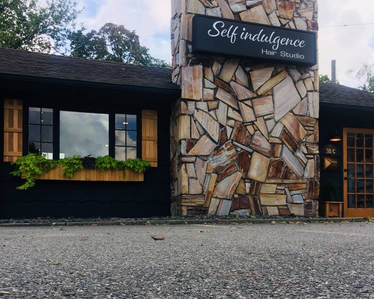 Self Indulgence Hair Studio 07463
