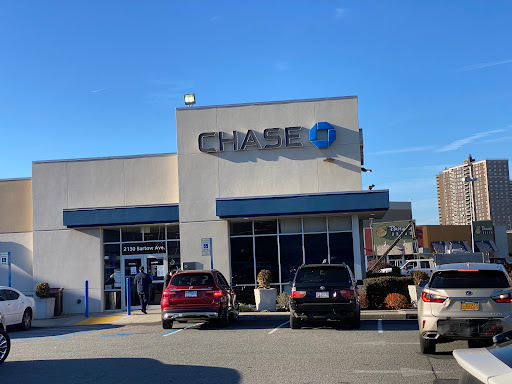 Movie Theater «AMC Bay Plaza Cinema 13», reviews and photos, 2210 Bartow Ave, Bronx, NY 10475, USA