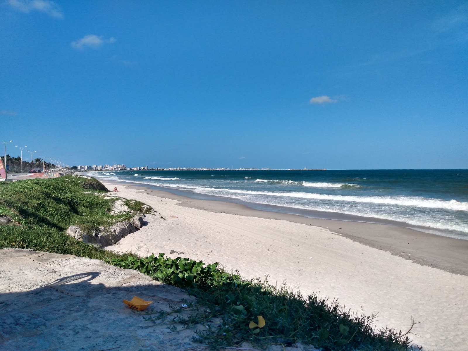 Zdjęcie Pontal da Barra Beach z powierzchnią beżowy piasek