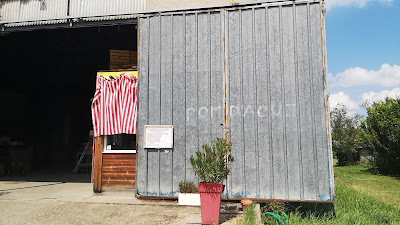 Pom d'Aqui à Saint-Hilaire-de-Lusignan