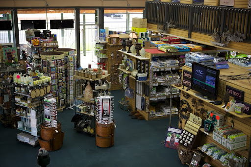 Pet Supply Store «Copper Creek Mercantile», reviews and photos, 4415 River Rd N, Keizer, OR 97303, USA