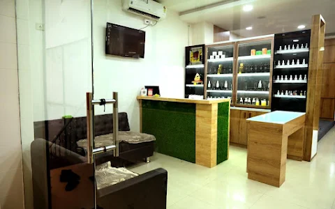 Bhavik's New style beauty parlor image