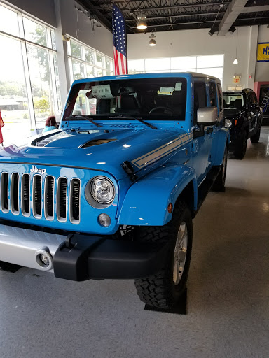 Used Car Dealer «Dutchess Chrysler Jeep Dodge», reviews and photos, 2285 South Rd, Poughkeepsie, NY 12601, USA