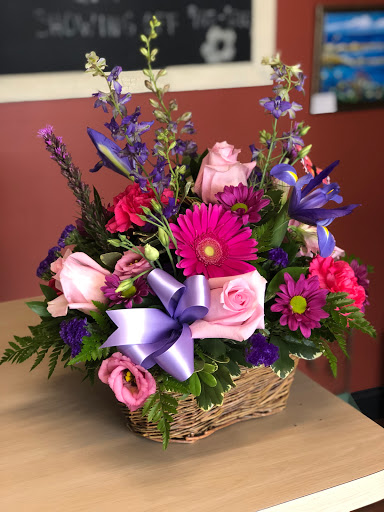 Florist «Valley Florist», reviews and photos, 301 Merrimack St, Methuen, MA 01844, USA