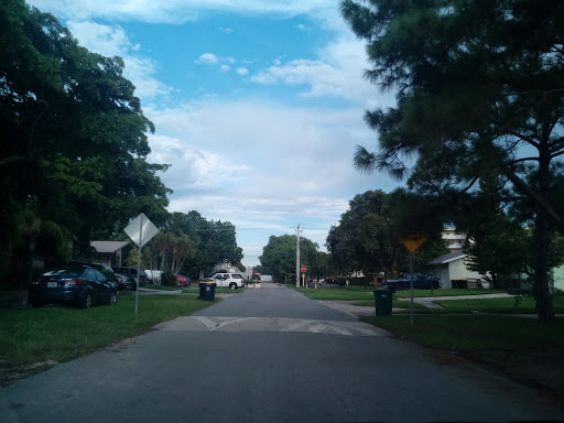 Grocery Store «Winn-Dixie», reviews and photos, 308 E Dania Beach Blvd, Dania Beach, FL 33004, USA