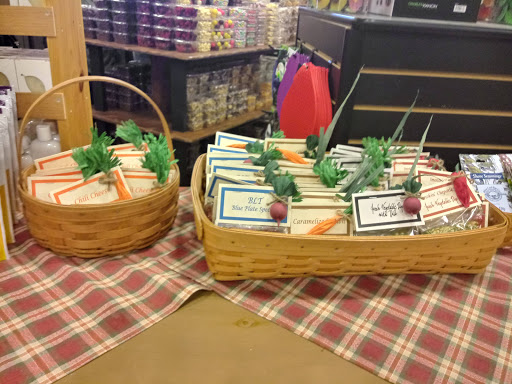 Gourmet Grocery Store «Blue Goose Fruit Market & Bakery», reviews and photos, 557 E Main St, Hancock, MD 21750, USA