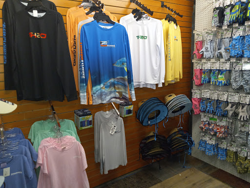 Outdoor Sports Store «Tampa Fishing Outfitters», reviews and photos, 3916 W Osborne Ave, Tampa, FL 33614, USA