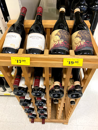 Wine Store «Manchester Wine & Liquors», reviews and photos, 1010 Tolland Turnpike, Manchester, CT 06042, USA