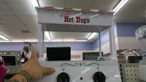 Thrift Store «Goodwill», reviews and photos, 1809 S Molalla Ave, Oregon City, OR 97045, USA