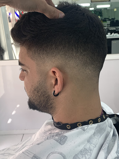 Barber Shop «Gonzalez Barber Shop», reviews and photos, 1845 N Bay Rd, Miami Beach, FL 33139, USA