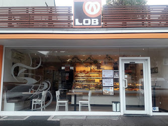 Bäckerei & Konditorei Peter Lob | Filiale Bergisch Gladbach - Hand