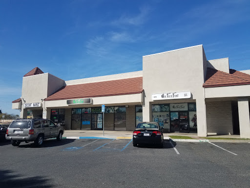 War Torn Front, 506 N Union Rd, Manteca, CA 95337, USA, 