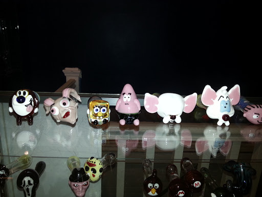 Tobacco Shop «Black Sheep Boutique», reviews and photos, 2011 Carabel Ave, Lakewood, OH 44107, USA