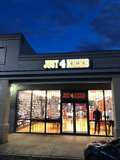 Delmont Village Shopping Center, 5151 Plank Rd, Baton Rouge, LA 70805, USA, 