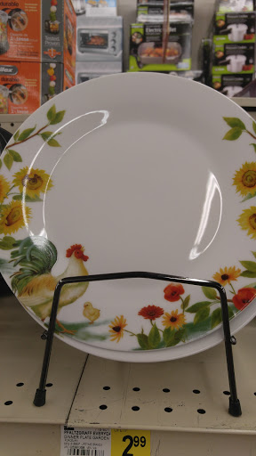 Department Store «Bi-Mart», reviews and photos, 2900 Haworth Ave, Newberg, OR 97132, USA