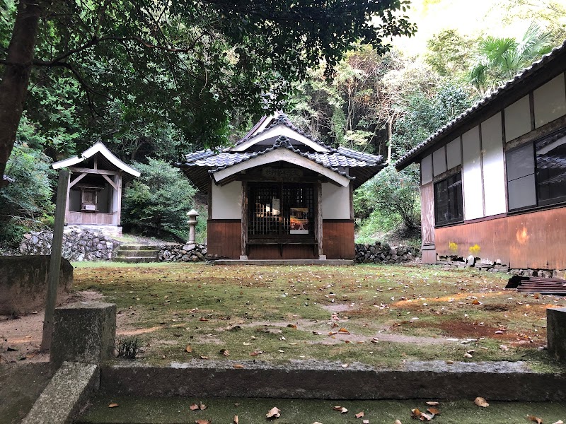 天降布勢神社