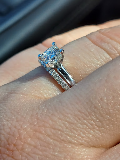 Jewelry Store «Jared The Galleria of Jewelry», reviews and photos