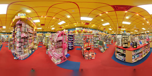 Game Store «Toys & Co. - Friendly Center», reviews and photos, 3110 Northline Ave, Greensboro, NC 27408, USA