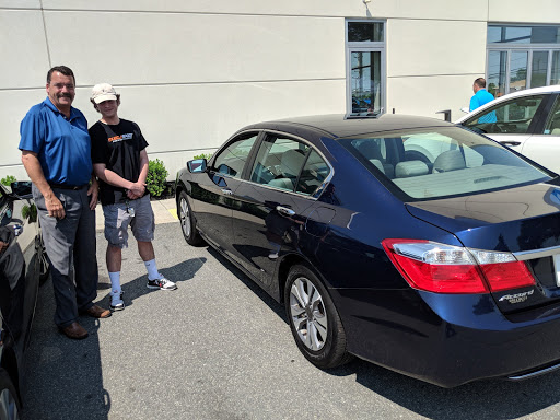 Honda Dealer «Saccucci Honda», reviews and photos, 1350 W Main Rd, Middletown, RI 02842, USA