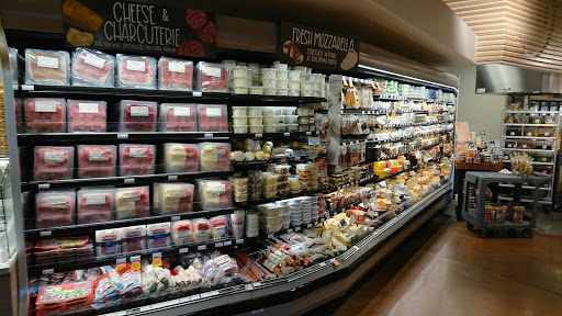 Gourmet Grocery Store «Metropolitan Market», reviews and photos, 2320 42nd Ave SW, Seattle, WA 98116, USA