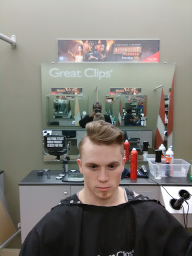 Hair Salon «Great Clips», reviews and photos, 3565 Steelyard Dr, Cleveland, OH 44109, USA