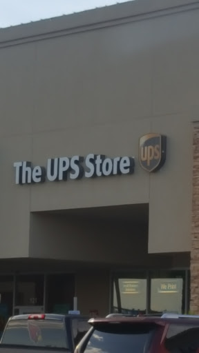 Shipping and Mailing Service «The UPS Store», reviews and photos, 5350 W Bell Rd Ste 122, Glendale, AZ 85308, USA