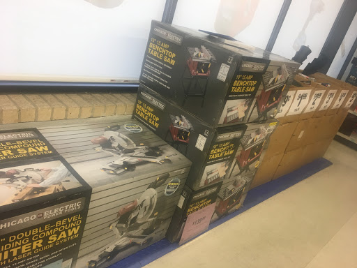 Hardware Store «Harbor Freight Tools», reviews and photos, 7523 Boulevard 26, North Richland Hills, TX 76180, USA