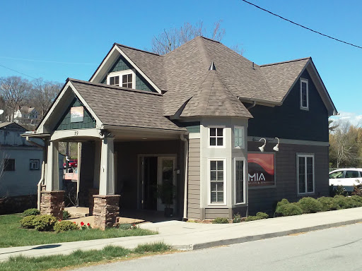 Beauty Salon «Mia Salon & Spa», reviews and photos, 19 Water St, Waynesville, NC 28786, USA