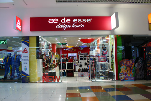 Магазин стильных сумок DE ESSE