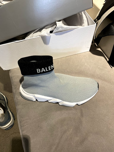 BALENCIAGA image 5