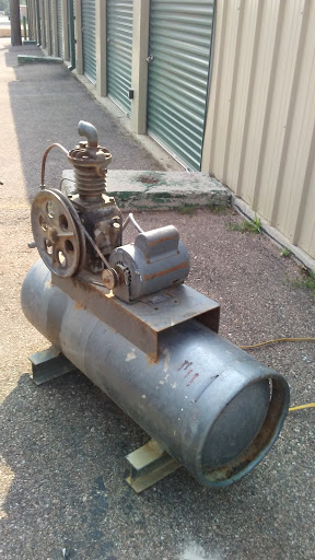 Upholstery Shop «Rocky Mountain Upholstery Company», reviews and photos, 629 S 29th St, Colorado Springs, CO 80904, USA