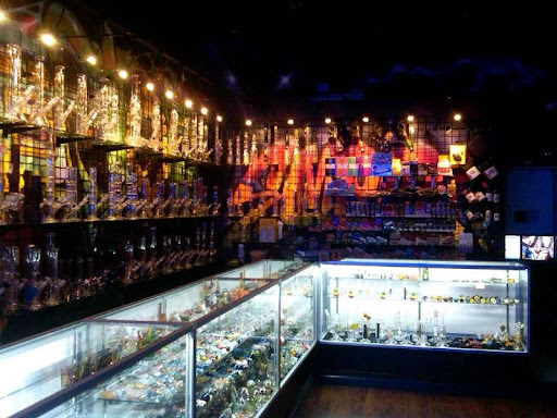 Tobacco Shop «Empire Smoke Shop», reviews and photos, 2139 Doolittle Dr, San Leandro, CA 94577, USA