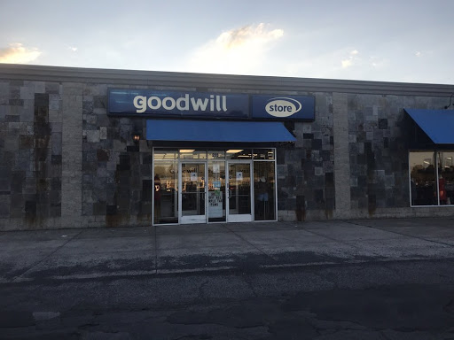 Non-Profit Organization «Goodwill Industries», reviews and photos