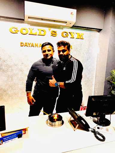Gold's Gym Fitness Institute