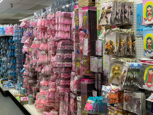 Thrift Store «Thrift & Dollar Mart», reviews and photos, 1915 E Park Row Dr, Arlington, TX 76010, USA