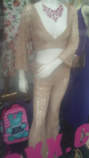 Fashion Accessories Store «Hot Point International Fashions», reviews and photos, 342 E Fordham Rd, Bronx, NY 10458, USA