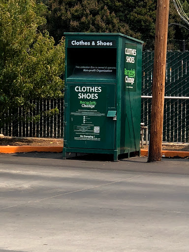 Car Wash «Redwood City Car Wash», reviews and photos, 215 El Camino Real, Redwood City, CA 94062, USA