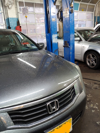 Auto Repair Shop «R and IK Auto Repair Shop», reviews and photos, 921 Montgomery St, Jersey City, NJ 07306, USA