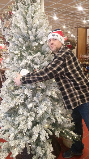 Home Goods Store «Pier 1 Imports», reviews and photos, 254 N Plainfield Rd, West Lebanon, NH 03784, USA