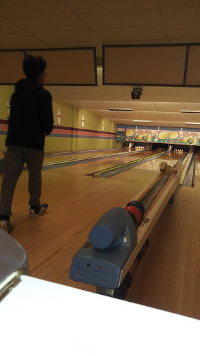 Bowling Alley «White Oak Bowling Lanes», reviews and photos, 11207 New Hampshire Ave, Silver Spring, MD 20904, USA