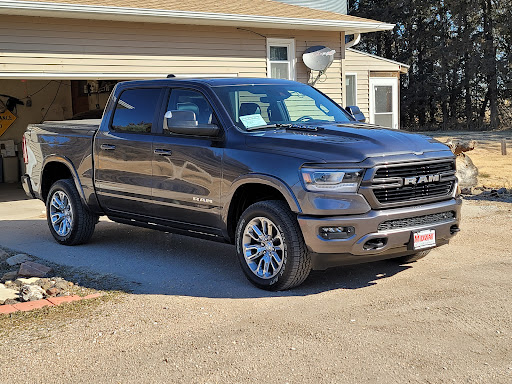 Car Dealer «Midway Chrysler Dodge Jeep Ram», reviews and photos, 219 2nd Ave E, Kearney, NE 68847, USA