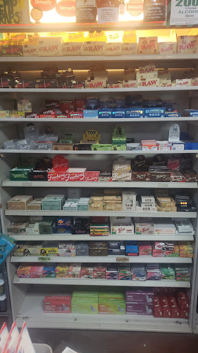 Tobacco Shop «BDT Smoke Shops», reviews and photos, 21640 John R Rd, Hazel Park, MI 48030, USA