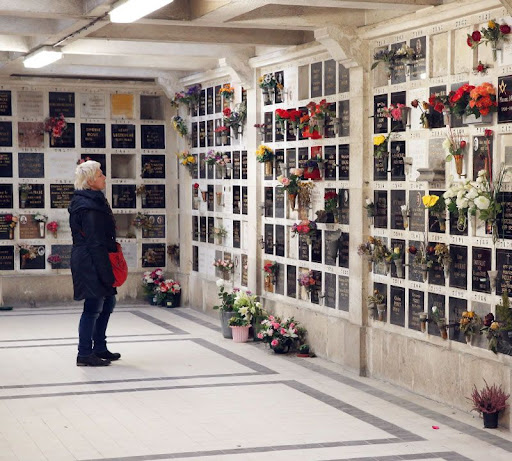 Funeral Home «Roberts Funeral Home Downtown Chapel», reviews and photos, 606 SW 2nd Ave, Ocala, FL 34471, USA