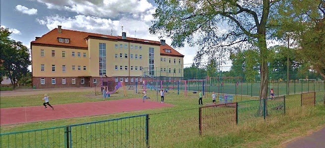 Szkoła Podstawowa Publiczna Aleja Niepodległości 10, 56-210 Wąsosz, Polska