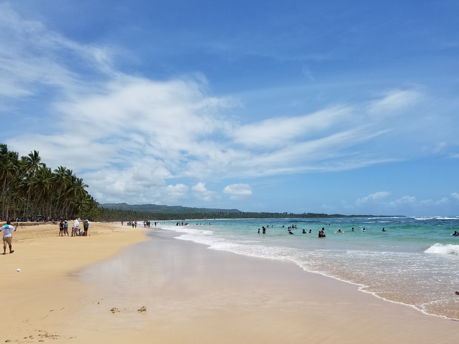 Foto de Playa la Boca de Payita com areia fina e brilhante superfície