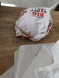 Photo n°59 de McDonald's à Lamballe-Armor ()