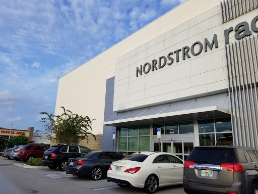 Department Store «Nordstrom Rack at 1600 Commons», reviews and photos, 1540 N Federal Hwy, Fort Lauderdale, FL 33304, USA