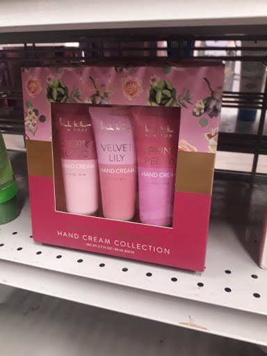 Clothing Store «Burlington Coat Factory», reviews and photos, 321 Speen St, Natick, MA 01760, USA