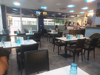 Atmosphère du Restaurant LE CAP DE L'EAU à Sevran - n°3