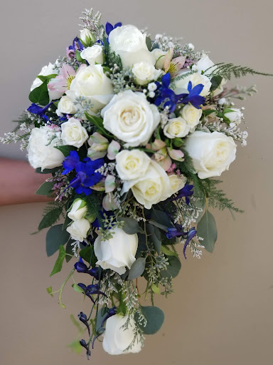 Florist «AAA Florist», reviews and photos, 1277 W 6th St, Corona, CA 92882, USA